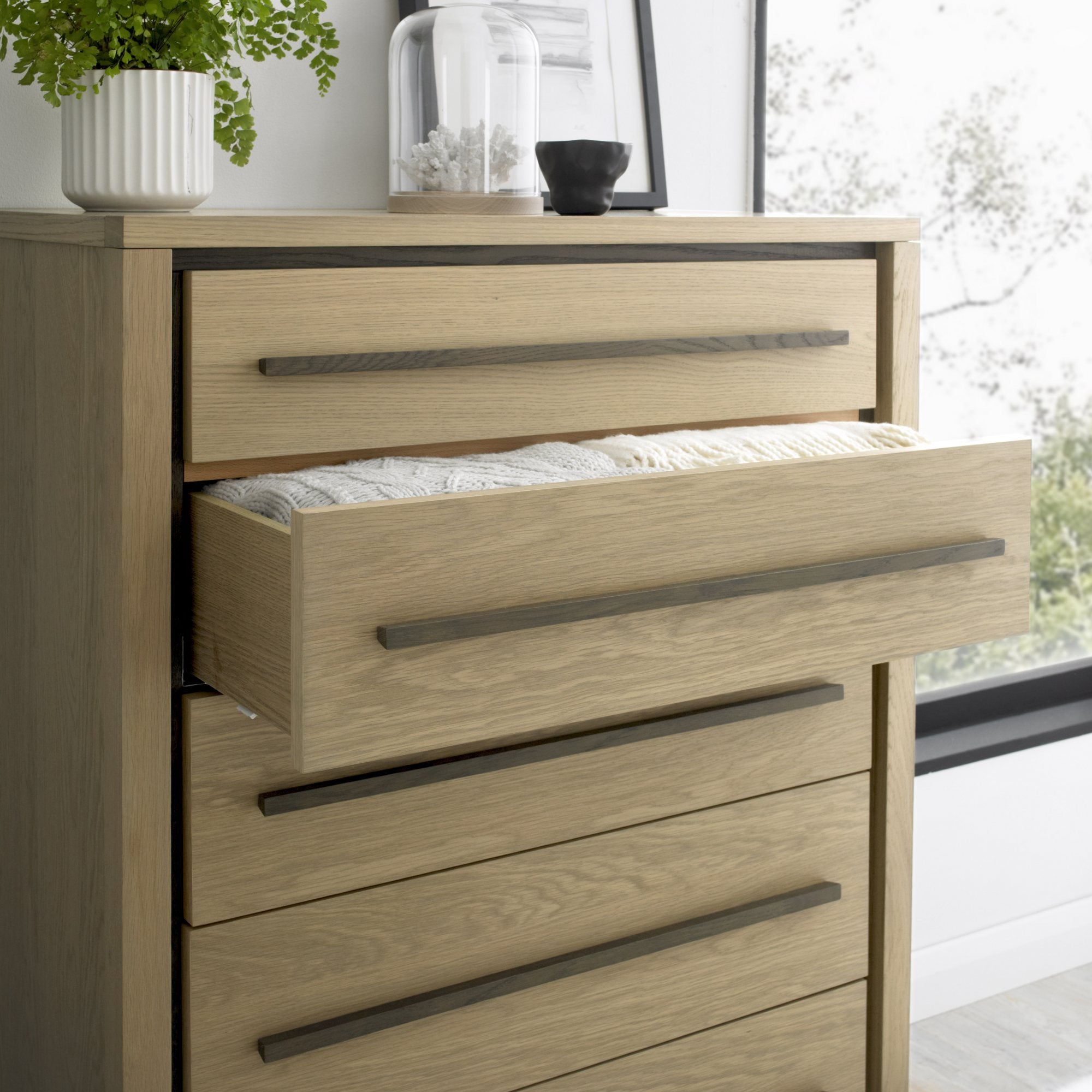 5701-75 5 Drawer Chest 2.jpg
