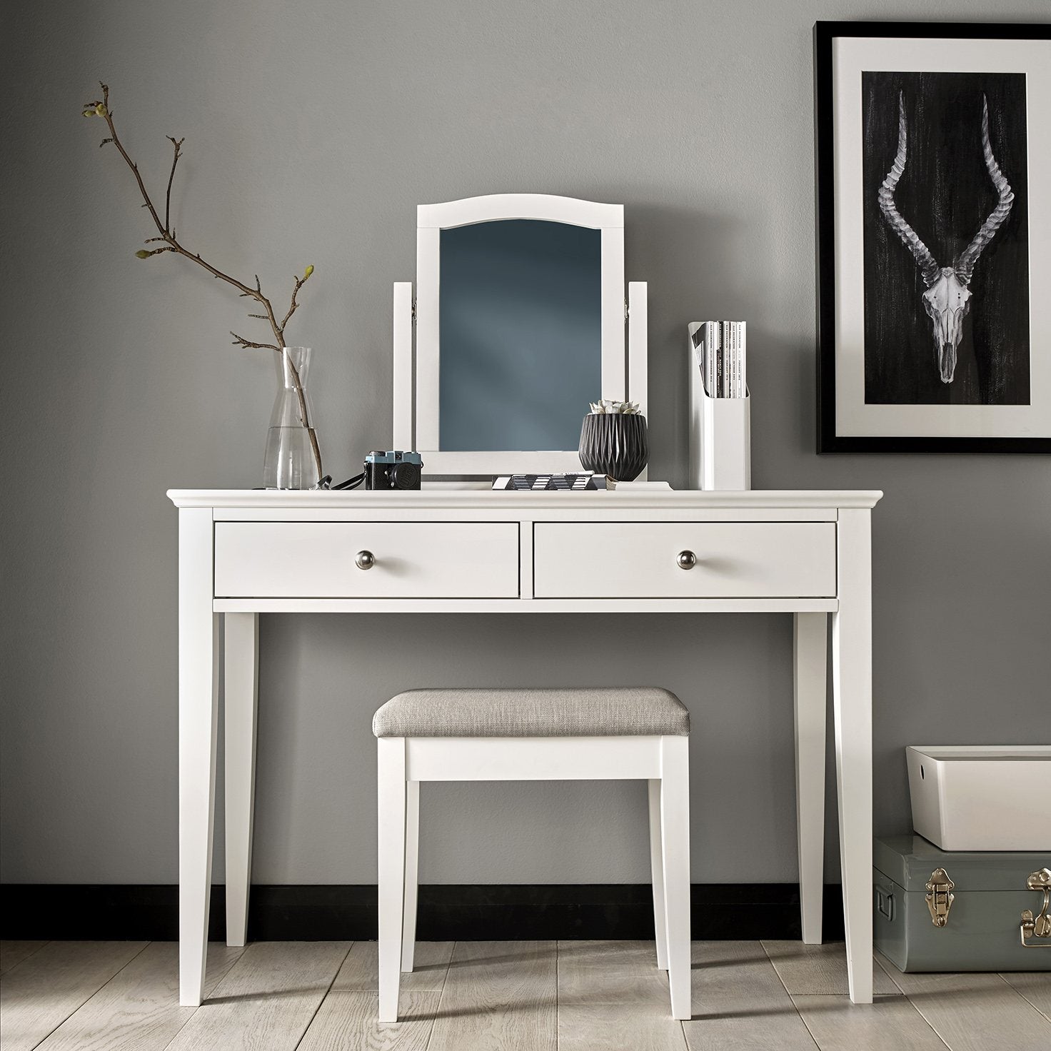 7902-90 Dressing Table.jpg