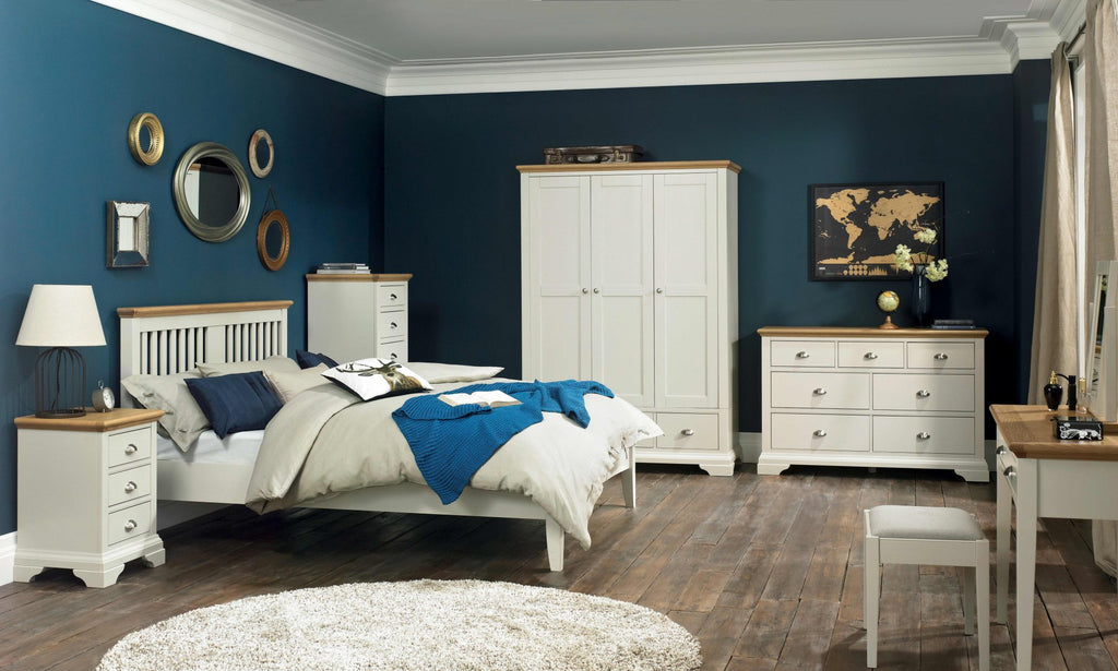 8007-82 Double Wardrobe_3.jpg