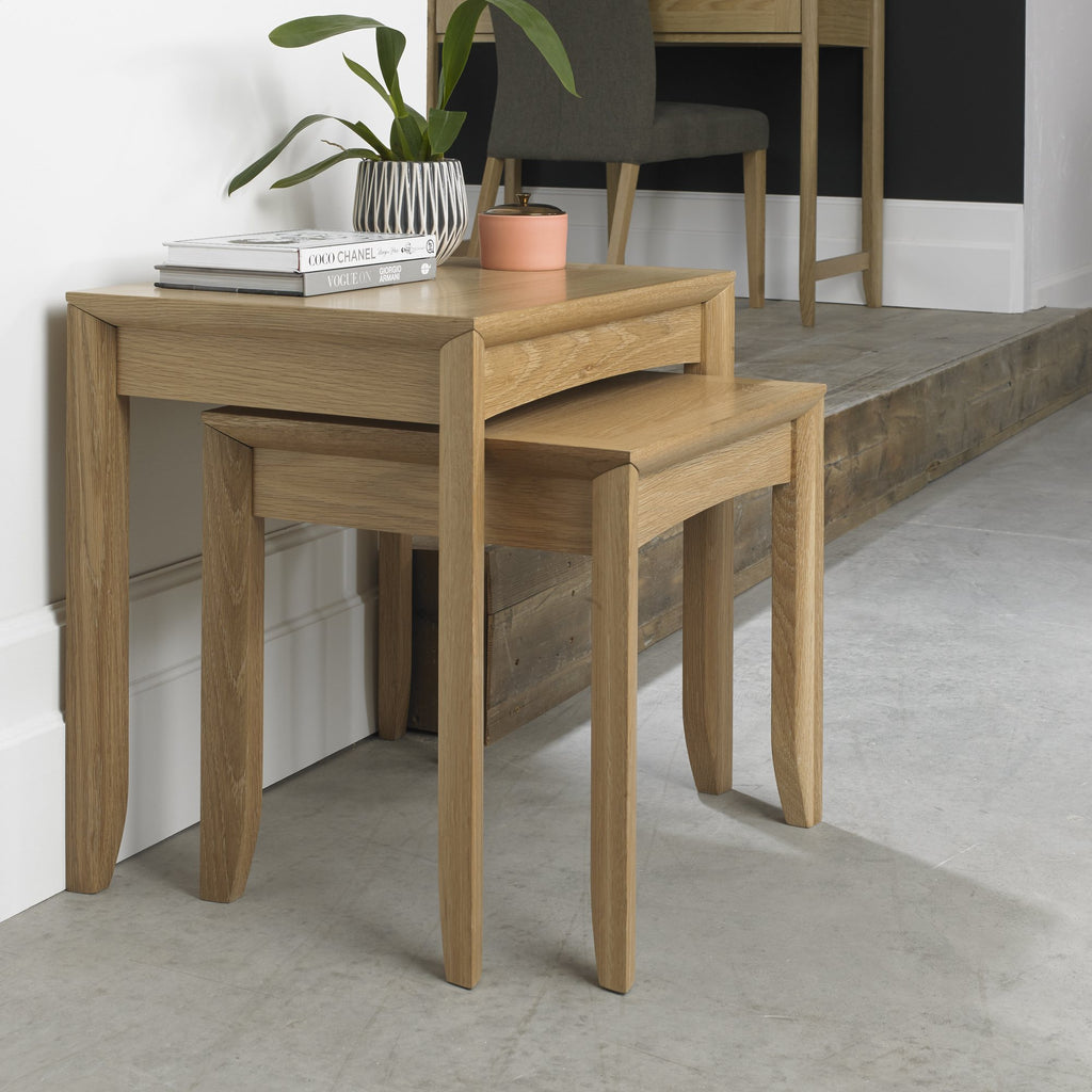 8101-07 Nest Of Lamp Tables_1.jpg