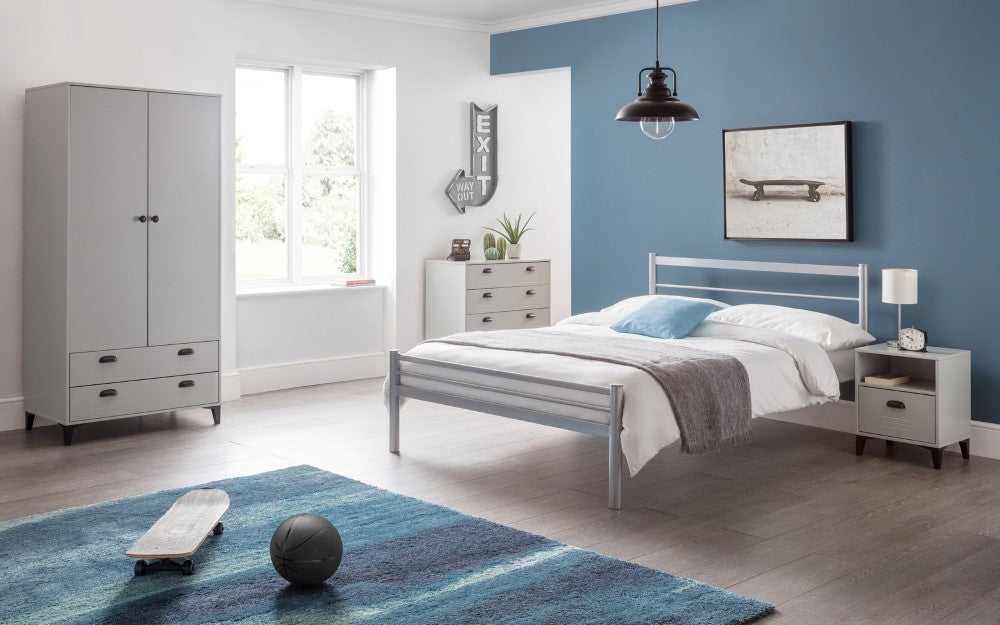 ALP002 Bed 135Cm