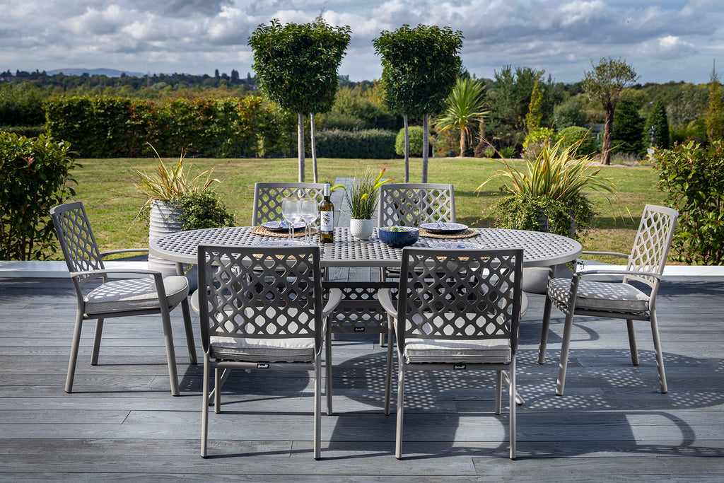 Hartman Avebury 6 Seat Oval Dining Set in Crimini / Moon