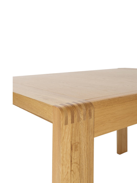 Bosco--1398--small-extending-dining-table--galleryDetail-1--CM-Oak-4.jpg