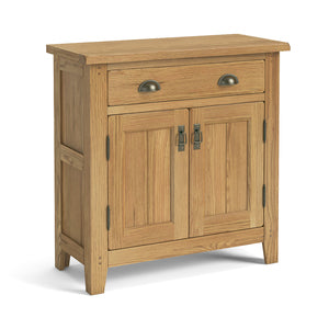 5889 Hallway Cupboard