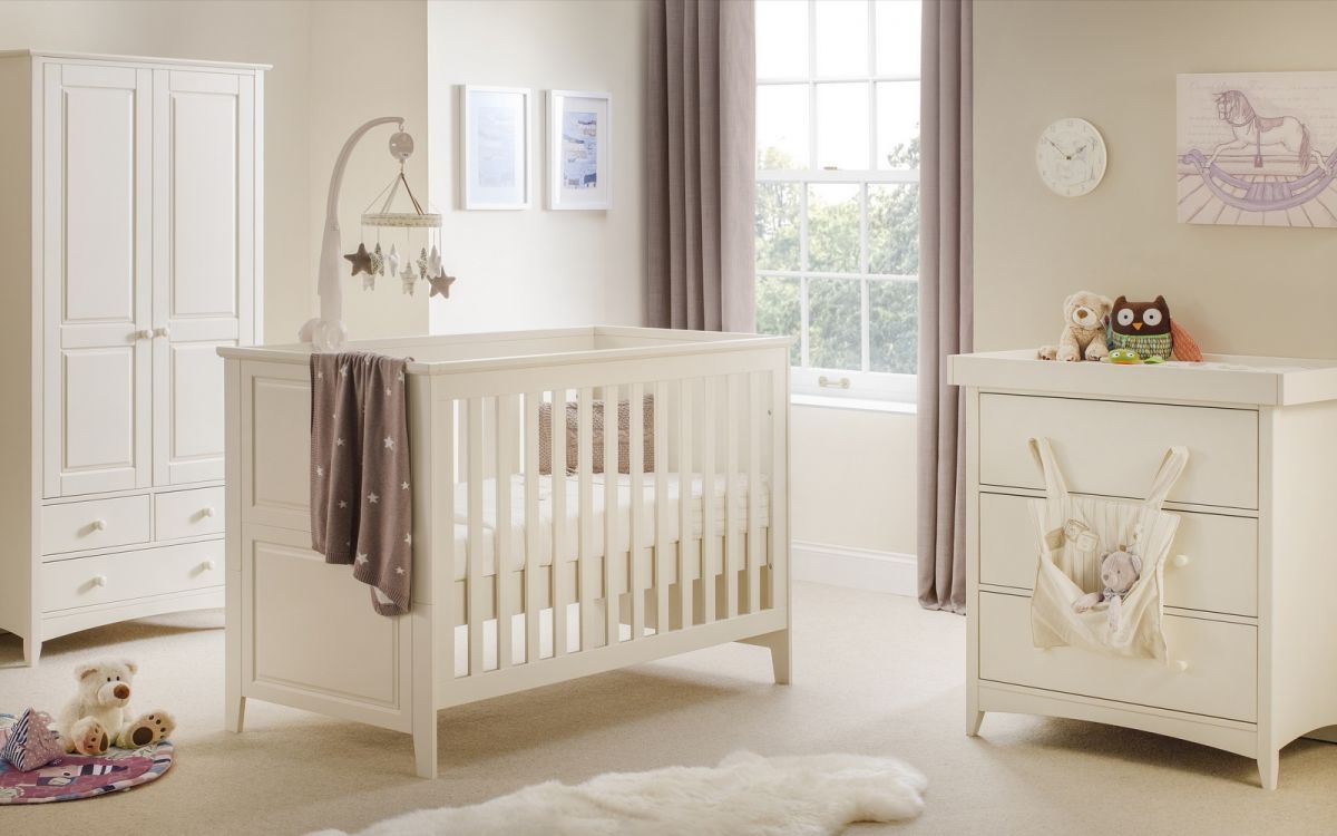 CAM020 1491576213_cameo-nursery-roomset-cot.jpg