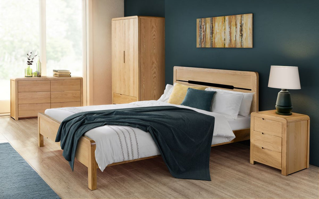CUR209 Kingsize Bed 150Cm (2).jpg