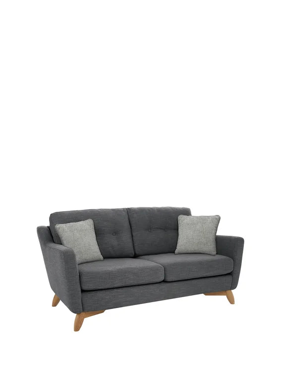 3330/M Medium Sofa (2x Scatters)