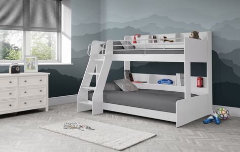 Triple Sleeper White