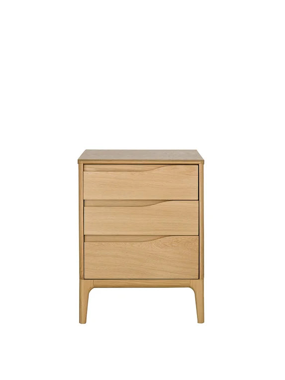 Rimini - 3282 - 3-drawer-bedside-cabinet - cutoutFront-1 - Oak - CM-Oak-5.jpg
