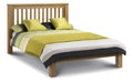 AMS004 Oak Bed Lfe 135Cm