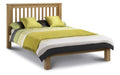 AMS004 Oak Bed Lfe 135Cm