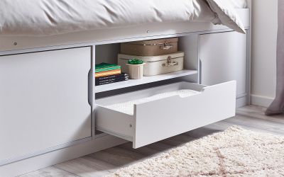 atom-low-sleeper-white-open-drawer-roomset.jpg