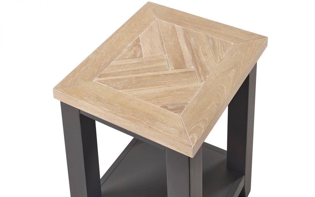 bordeaux-lamp-table-top-detail.jpg