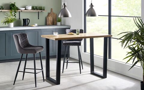 BRO016 Bar Table Oak