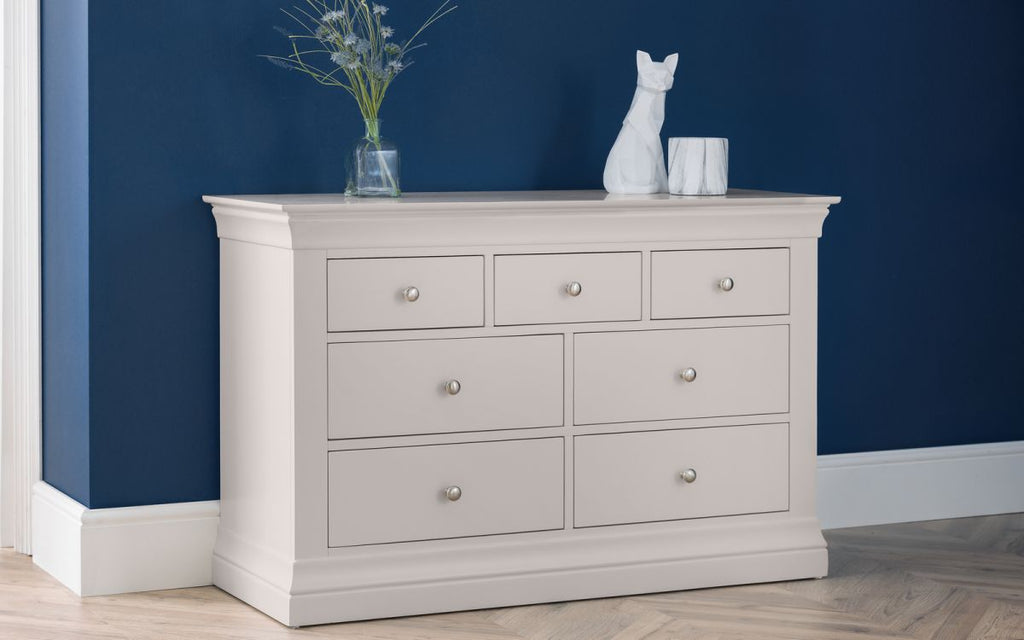 clermont-light-grey-4-3-drawer-chest-roomset (1).jpg