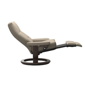 1373706 Chair W/ Footstool - Power Leg + Back
