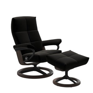 1372310 Chair - Signature